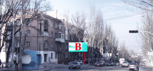 Щит 6x3,  ул.Николаевской и ул.Артема (светофор)